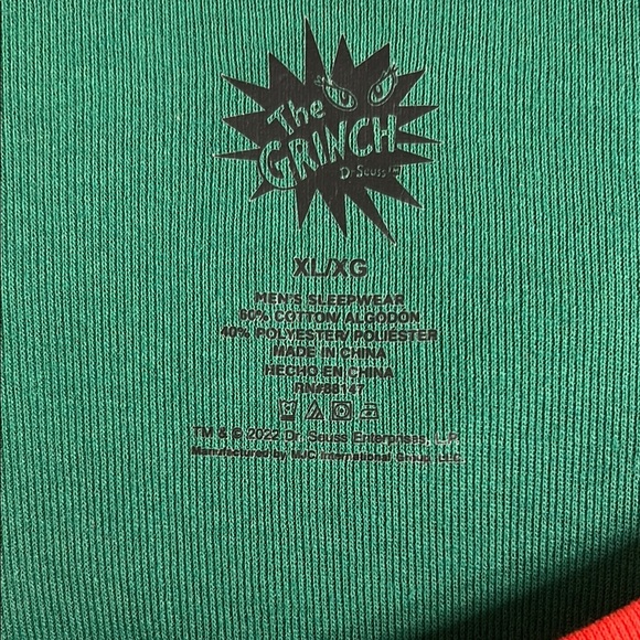 Dr. Seuss Grinch Men’s XL Pajama Set Green and Red - Picture 5 of 10